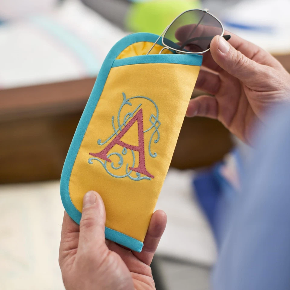 SAMFM100 4"x4" Magnetic Hoop for Embroidery Machines - Image 3 of 4