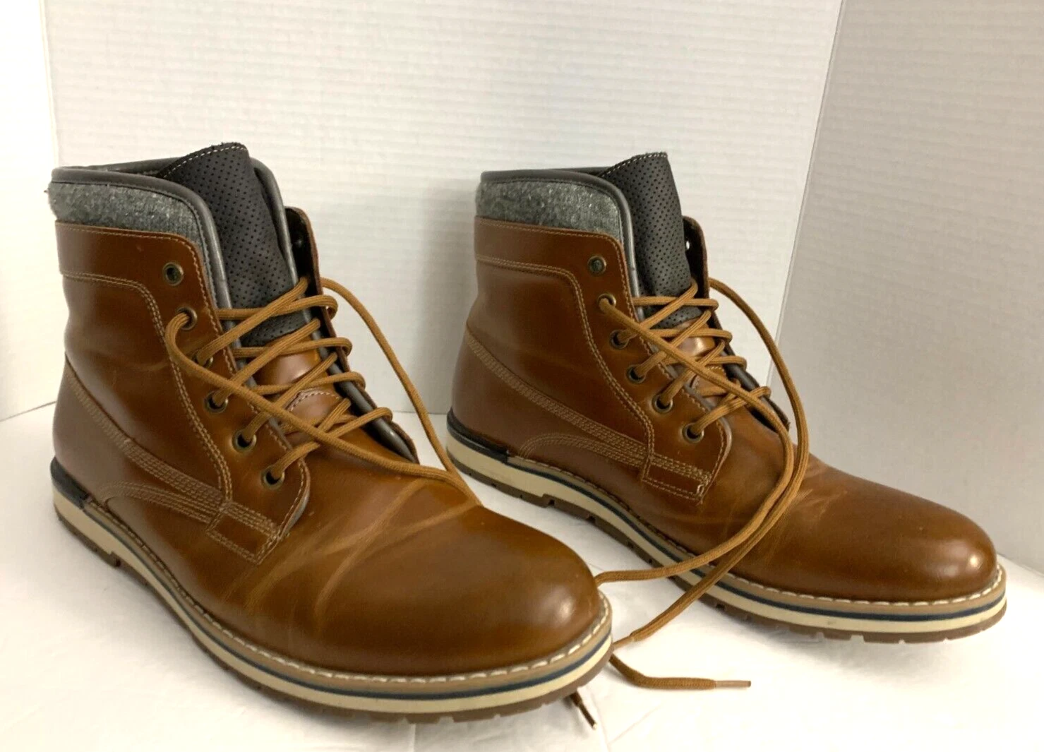 Sonoma Men's Hiking Boots USA Size 11 M Preowned Really Great Condition