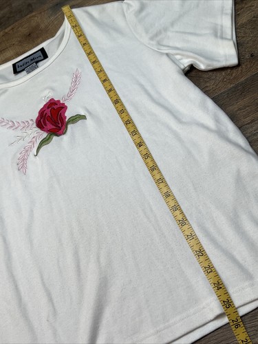 T-shirt donna Indigo Moon taglia grande bianca ricamata rosa manica corta - Foto 8 di 14