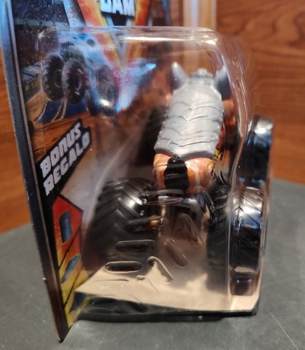 2023 MONSTER JAM™ 1:64TH SCALE *KNIGHTMARE* MONSTER TRUCK - Bild 7 von 11