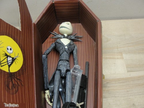 TIM BURTON'S THE NIGHTMARE BEFORE CHRISTMAS PAJAMAS JACK COFFIN JUN PLANNING CO. - Picture 4 of 5