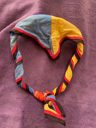 Scoutisme : ancien foulard scout d'une troupe de Paris - 第 1/3 張圖片
