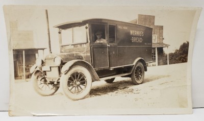 WERNIG'S BREAD BAKERY Delivery Truck 1920's PHOTO Minneapolis Minnesota 