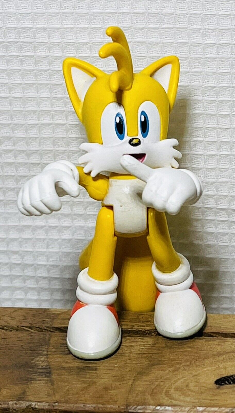 Sonic The Hedgehog Classic Tails 3 Action Figure Black White Deco TOMY,  Inc. - ToyWiz