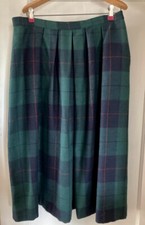 Vintage 100 Virgin Wool Skirt size 16 soft box pleats tri color