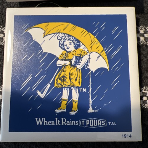 2 Vintage Retro Morton Salt Ad Girl 1914-1933 WHEN IT RAINS IT POURS Trivet Set - Picture 2 of 7