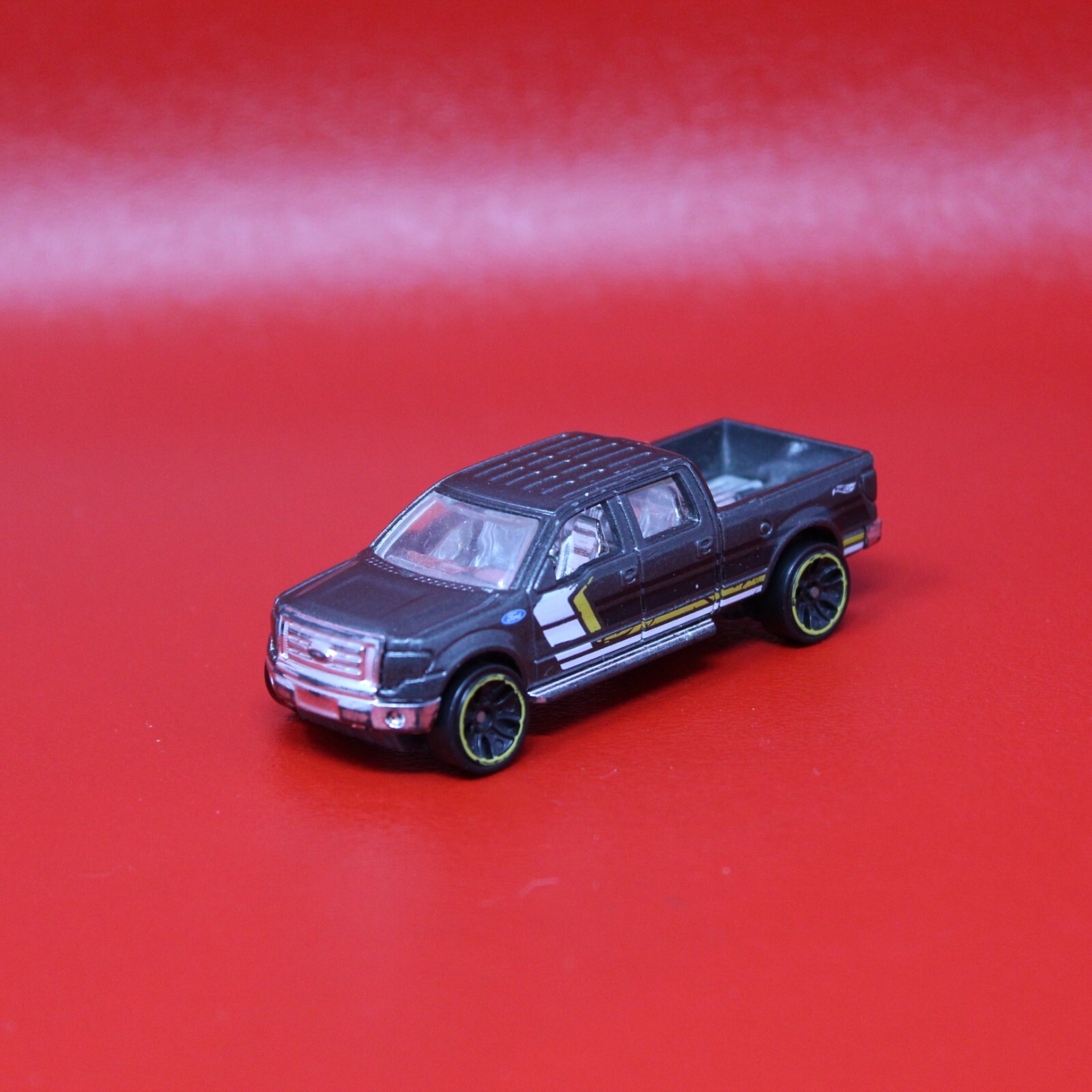 Picture 1 of 4