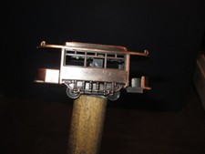 MW.A.662: ANTIGUO CARRO TROLLEY METAL FUNDIDO A PRESIÓN SOBRE MADERA DE FRESNO BASTÓN BASTÓN TRANVÍA