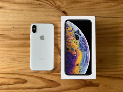 iPhone Xs Silver 256 GBスマートフォン