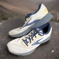 Brooks Signal 3 Running Walking Shoes Men  s US Size 12 Medium D EU 46
