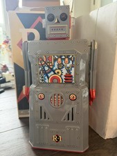 R-1 Tin Metal ROBOT BATTERY OPERATED BUMP 'N' GO ACTION in box works Silver