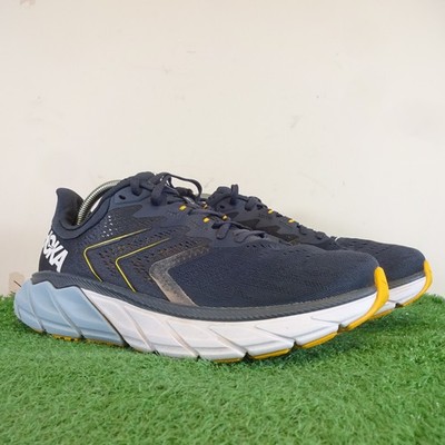 Hoka One One Turnschuhe Größe 8 Herren grau Mesh Arahi 5 sportliche Laufschuhe