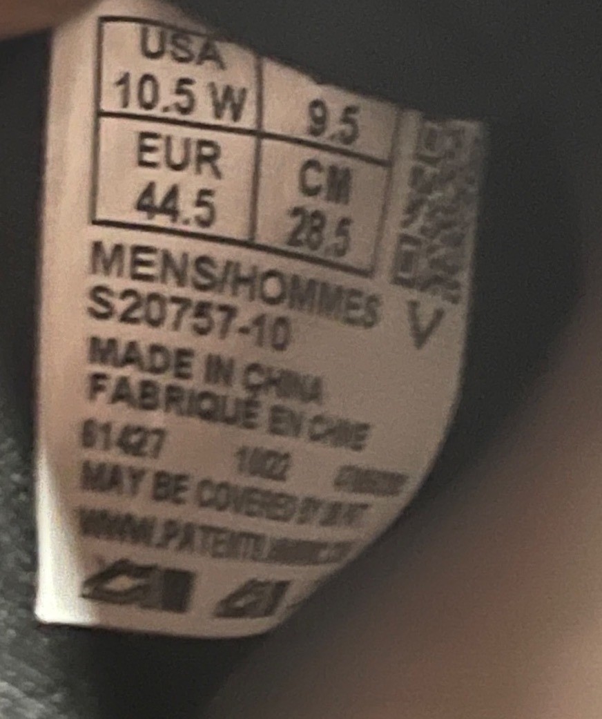 Saucony Endorphin Speed 3 Running Shoes Black/Goldstruck Colorway Mens 10.5W thumbnail 2