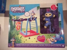 FINGERLINGS "LIV" GIRL MONKEY WITH PLAYSET