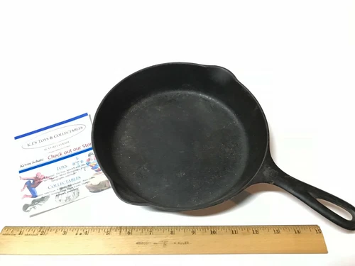 Griswold No 6 Cast Iron Skillet Erie, PA LBL Smooth Bottom 699B