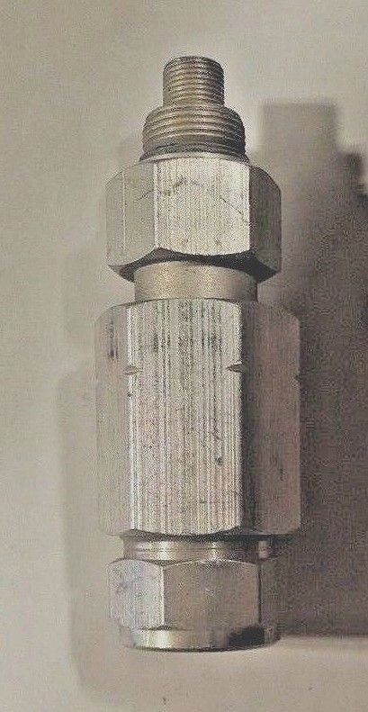 Foto 1 di 3