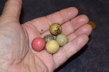 Antique 1800s Victorian era Clay Marbles Lot of 5 Various Size Range .812- .640"