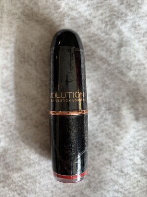 Makeup Revolution Lipstick - Red-Duel Matte - 0.11oz / 3.2g - NEW