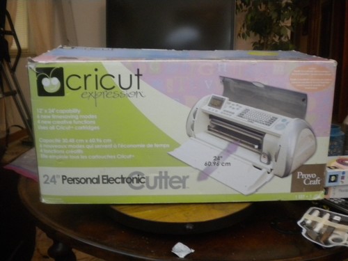 🟢 Cricut Expression Die Cut & Embossing Machine W/ extra Module CREX-001 - Picture 3 of 19