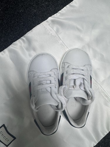 Zapatillas bajas de cuero para niños pequeños GUCCI ACE talla 21 UK 4,5 blanco verde rojo 433146 - Imagen 4 de 9
