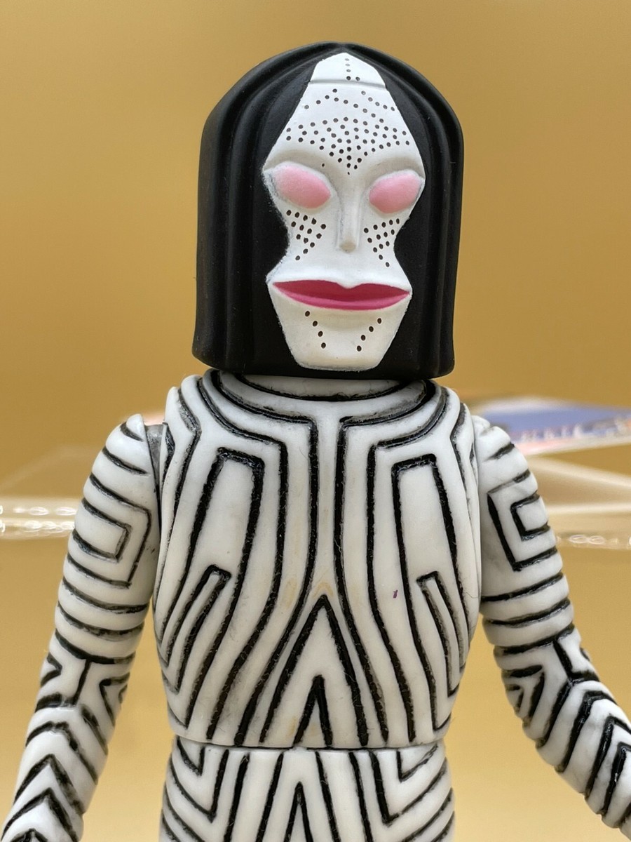 Alien Dada 2017 Ultra Monster Series 83 Soft Vinyl Figure Alien Dada 2017 Ultra Monster Series 83 Soft Vinyl Figure