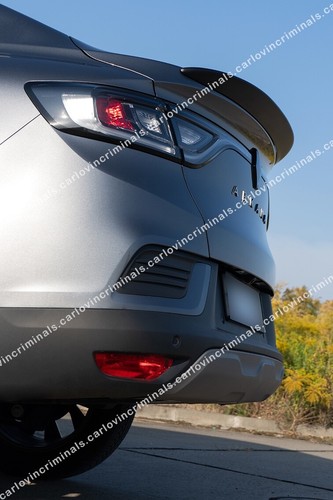 SPOILER ALETTONE POSTERIORE PER RENAULT ARKANA - Foto 16 di 20