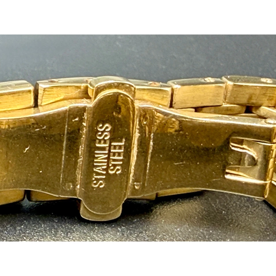 Reloj Tanque Vintage Croton Tono Dorado Acero Inoxidable Japón Cuarzo 8ATM Foto 3 de 4