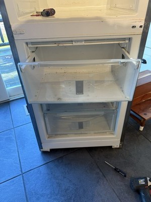 Liebherr fridge model number CS 1321N Index 20A / 237. ** Freezer Drawers