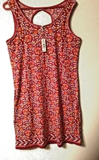 **New** Max Studio  Red/Burgundy Stretch pullover Keyhole Back M Sleeveless $98