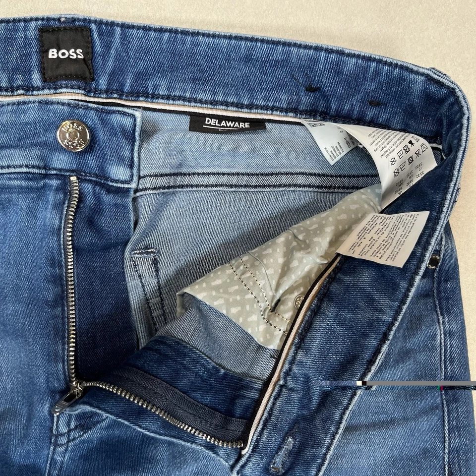 Hugo Boss Men’s Delaware Slim Fit Blue Jeans Sz 33x30 HEMMED Medium Wash Stretch - Image 4 of 4
