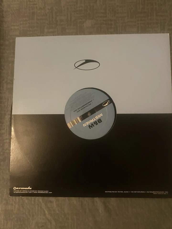 vinyl records - Image 2 of 4