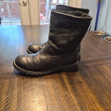 UGG Size 10 US Women Shearling Black Boot 538...