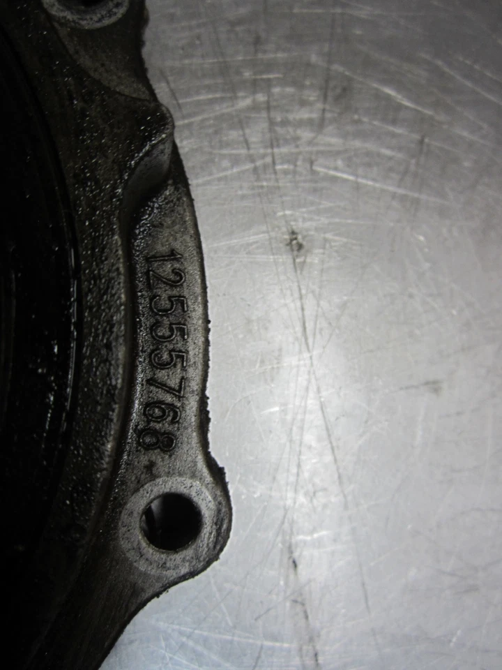 Rear Oil Seal Housing For 03-06 Chevrolet Silverado 1500  4.3 12555768 - Image 2 of 4