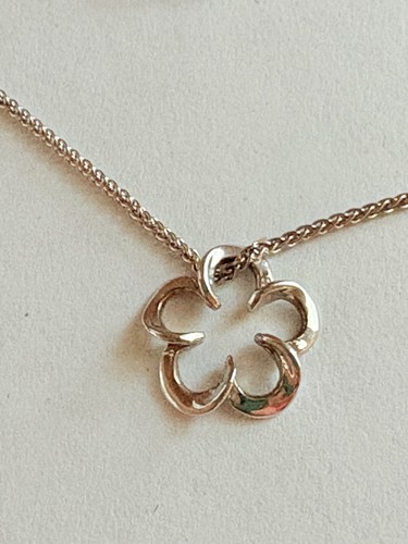 MI Signed 14K White Gold Flower Slide Pendant 16" Necklace Chain 3.62 grams - Picture 15 of 18