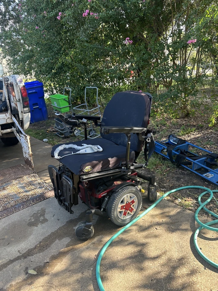 "Silla de ruedas eléctrica Quantum Q6 Edge HD con asiento de 28"" inclinable eléctrico, reclinable, pierna" Foto 4 de 4