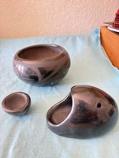 santa clara pueblo black pottery 3 items