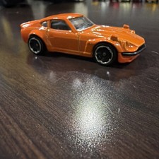 Hot Wheels Custom Datsun 240Z Orange Die-cast Toy Car 2016 JDM
