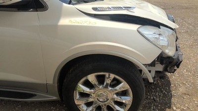 (LOCAL PICKUP ONLY) Passenger Right Fender Fits 08-12 ENCLAVE 1772722