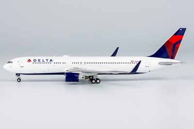 NG Model 1:400 Delta Air Lines Boeing B767-300 Diecast
