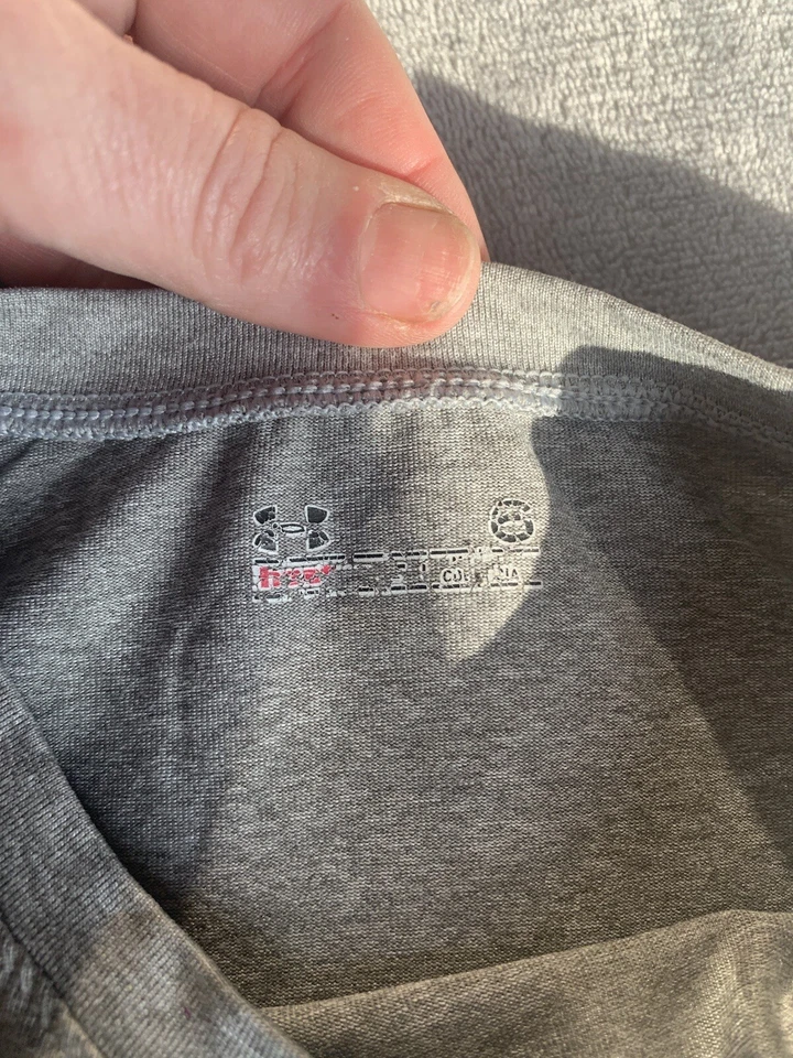 Under Armour Youth Size 6 Gray Logo Shirt Tagless - Image 2 of 4