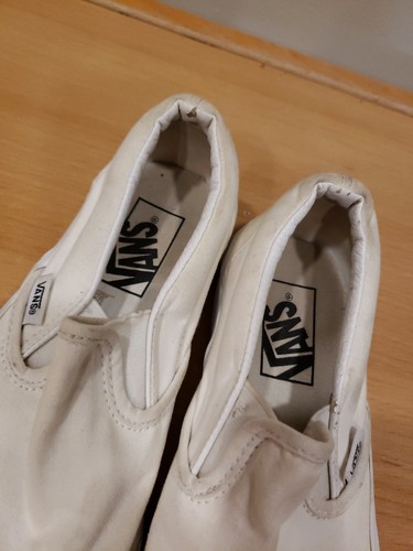 Vans Classic Slip-On True White Skateboarding Shoes for Women Sz 6.5 Men Sz5 - Picture 12 of 12