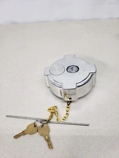 NEW 03-37017-002 Aluminum Locking Diesel Fuel Cap Fit for Freightliner 572.1018