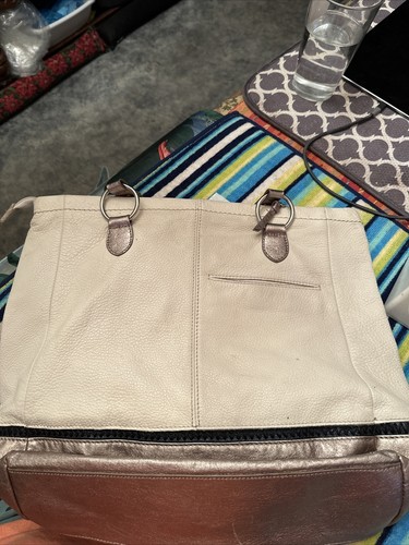 The Sak Women’s Large White Silver Metallic Black Leather Tote Bag Purse EUC - Picture 2 of 21