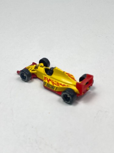 Matchbox MB Racing 1 Formula 1 1993 Diecast Toy Car Vintage - Picture 4 of 7