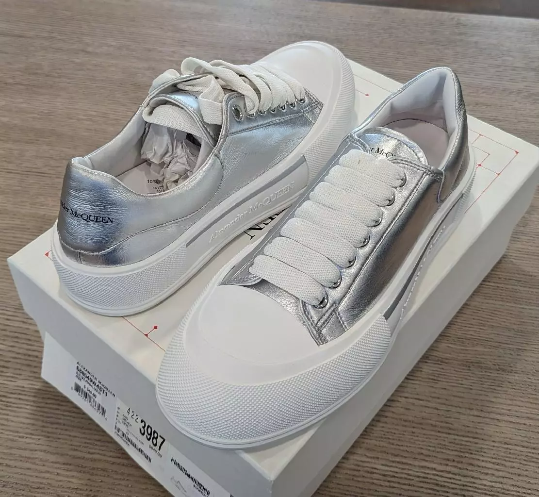 Alexander McQueen Sneakers White - 43