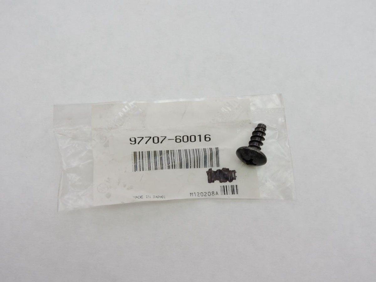 97707-60016 NOS Yamaha Fender Tapping Screw XJ600 XVS1100 Y2240f