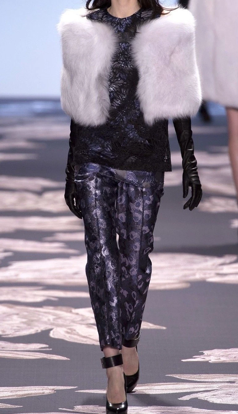 $645 Vera Wang Runway Cropped metallic silk jacquard black silver floral pants 6