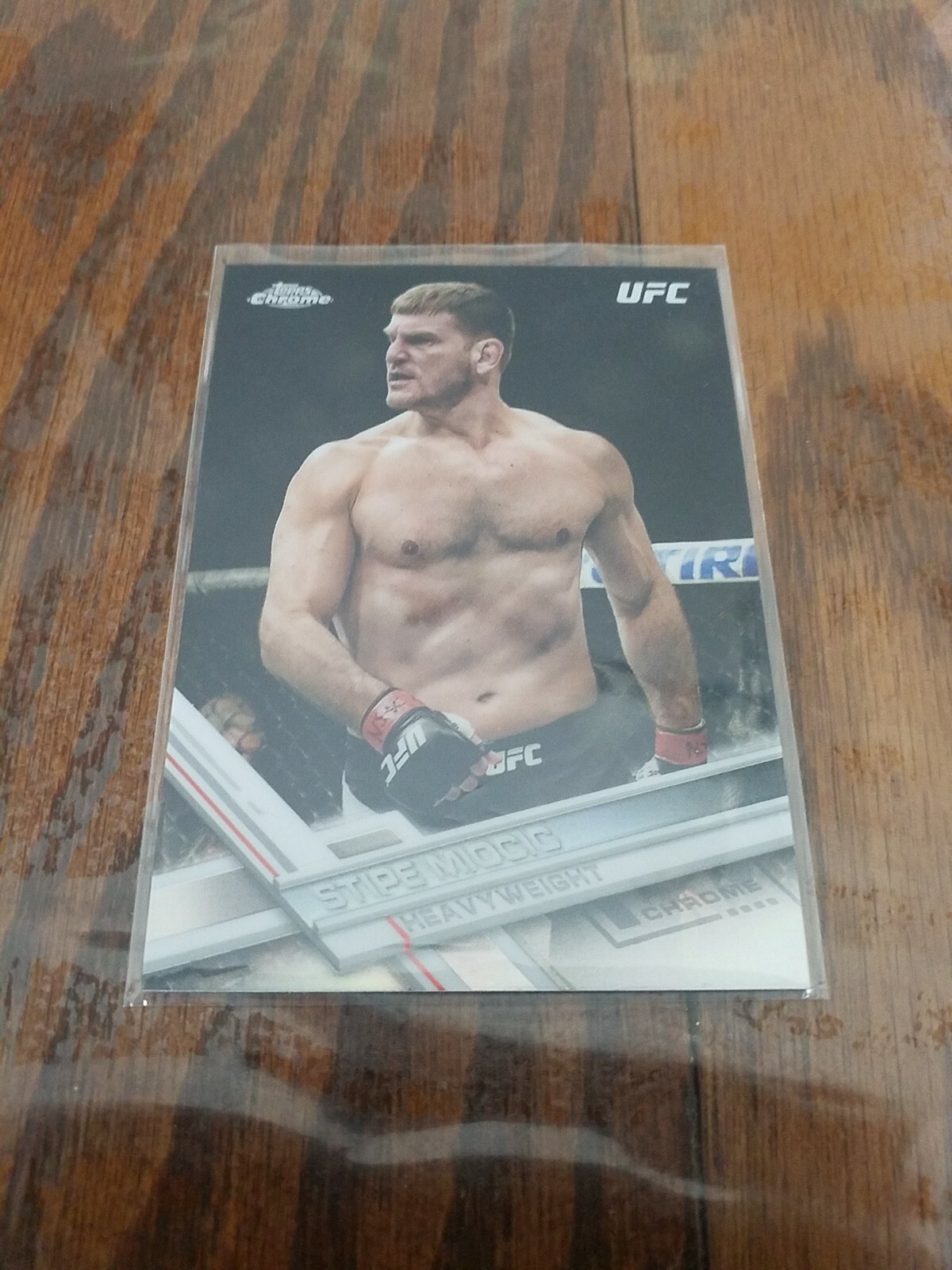 2017 Topps UFC Chrome Refractor Parallel Card Stipe Miocic #19 First 1st Chrome