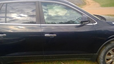 Passenger Front Door Opt Axe Fits 10-12 ENCLAVE 284036