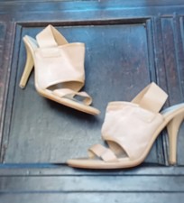Autograph Beige Leather High Heels Size 8
